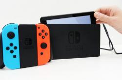 任天堂今年秋季推简配版Switch：升级版延后上市
