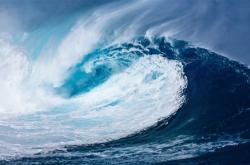 上海浙江将遭海啸台风双重灾害影响：预计海啸17-20时到达浙沪沿海海域
