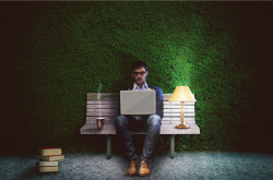 一年内三位高管离职！网易游戏员工称制作人像“土皇帝”