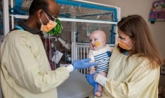 6个月婴儿绝症生还！基因编辑如此用才是正道