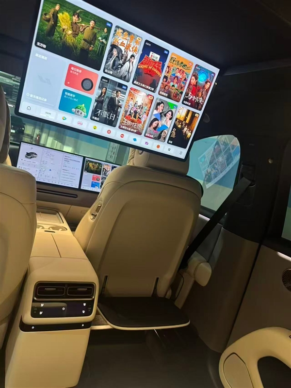 内饰抢先看 理想i6实车曝光：主攻年轻家庭用户