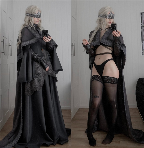 双倍压抑！ 国外美女双胞胎cos《寂静岭》护士姐姐