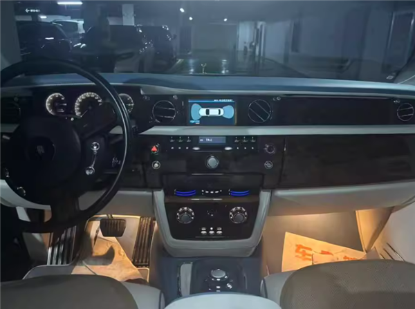 晋A99999劳斯莱斯154.4万元起拍 车牌号不拍卖