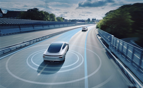 男子喝4两白酒后 用智驾开车2小时行驶约200公里！结果被判刑