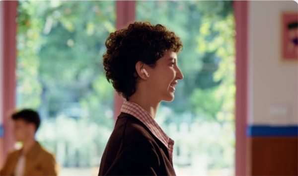 中国耳机也越来越贵了 500元以上份额首次突破50%