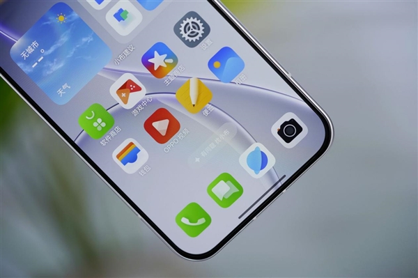 时尚、璀璨、闪耀!OPPO Reno 15评测:6.3英寸掌中影像旗舰!