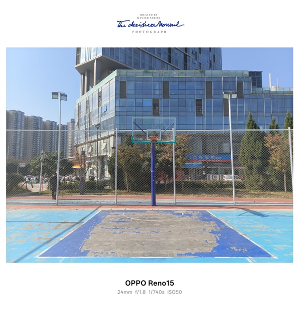 时尚、璀璨、闪耀!OPPO Reno 15评测:6.3英寸掌中影像旗舰!