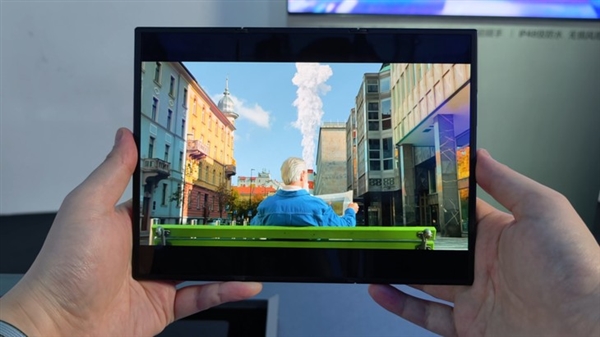 G形三折叠史上首款！三星Galaxy Z TriFold上手