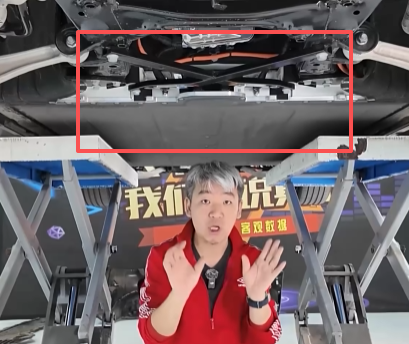 新一代小米SU7来了 更重要的是没有“小字”