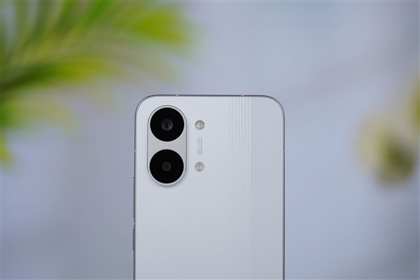 9000mAh小米史上最大电池！REDMI Turbo 5 Max图赏