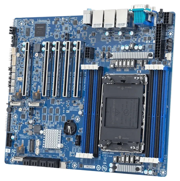 技嘉发布两款至强600工作站主板:最高支持86核与128条PCIe 5.0