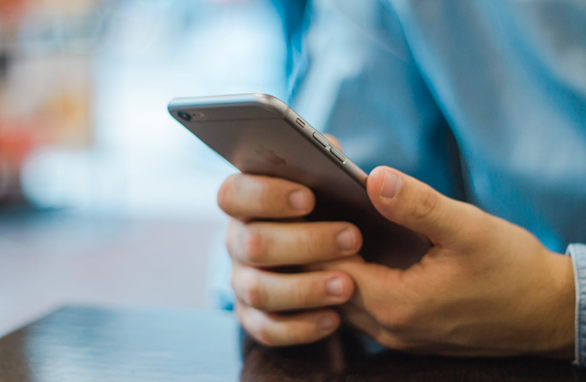 尾号8888888手机靓号流拍：起拍价260万元 套餐月租18元