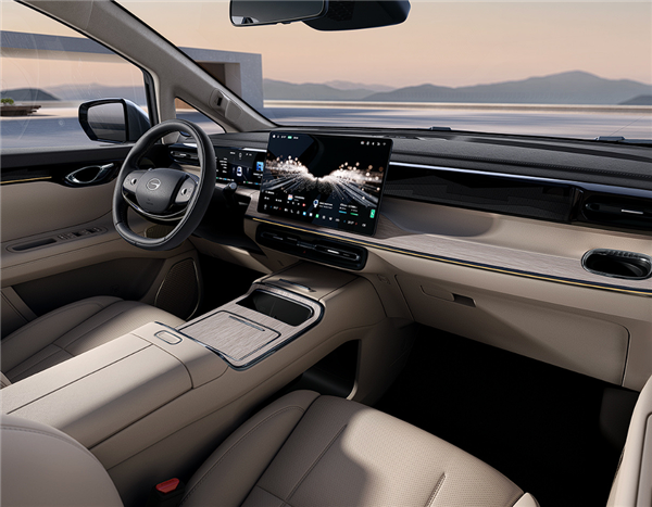 20万级家用新能源MPV 新一代传祺向往E8 PHEV官图发布