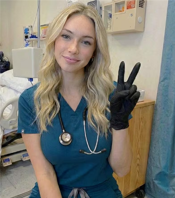 印度男子打造AI女网红狂骗美国寂寞男：吸引数百万粉丝