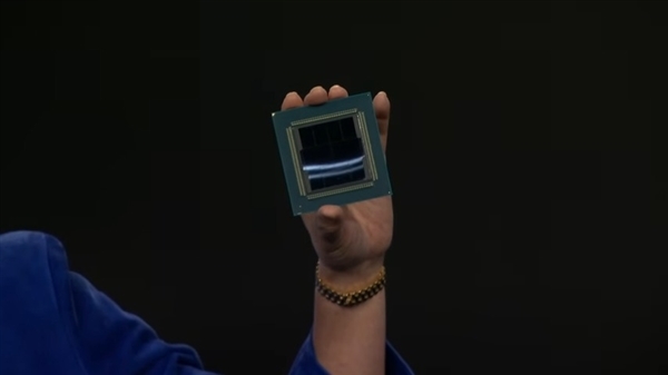 AMD首次公开256核心Zen6性能:3.3倍碾压NVIDIA 88核心Vera