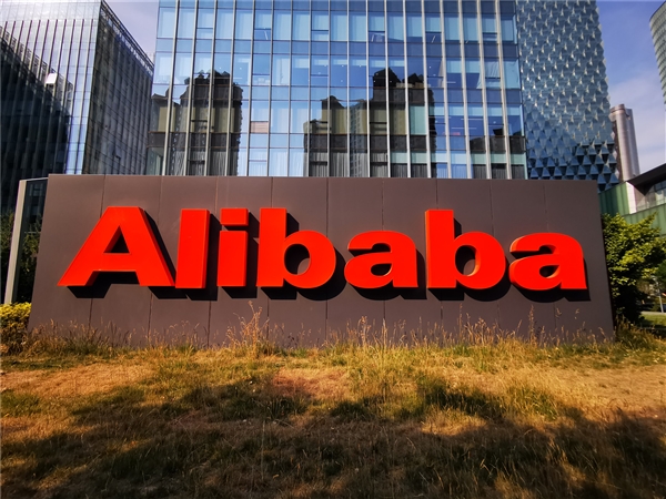阿里蔡崇信：五年后 AI将融入业务的每个环节