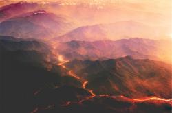 科学家研究发现太平洋海底的裂缝导致火山链休眠