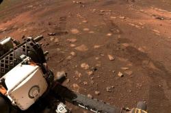 爱尔兰科学家发现：月球和火星表面的沙土石块可用于太空建筑 
