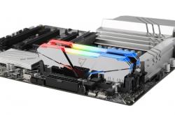 意想不到的国产长鑫颗粒！朗科绝影RGB DDR4-3200 CL14内存评测：唯一媲美三星 还更便宜