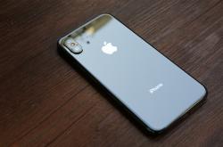 库克谈在华业务回升四大原因：iPhone降价算头功