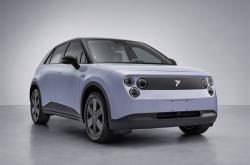 蔚来确认 蔚来萤火虫“三眼灯”设计不会变了，辨识度超高