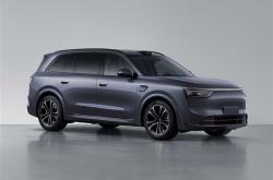 必成爆款 问界M8续航信息曝光：纯电最远可跑240公里