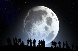特朗普称将国旗插上去！美国宣布将把宇航员送往火星 马斯克笑得合不拢嘴
