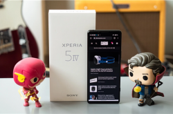 比iPhone 13还轻的小屏旗舰 索尼Xperia 5 IV真机图赏