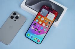 美国关税政策让消费者买单！iPhone或涨至1.6万元 你还买吗？