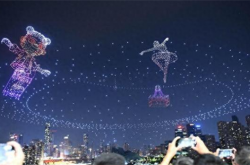 11787架！重庆无人机灯光秀刷新吉尼斯世界纪录
