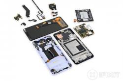 谷歌Pixel 3a拆解：没无线充电不防水，但好修理
