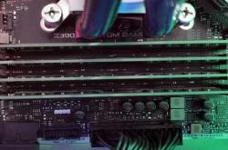 全球第二！美光展示单条32GB DDR4内存，真香！