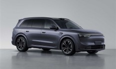 鸿蒙智行新爆款来了！问界M8申报：颜值不输大哥M9