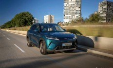 国内用户眼馋 比亚迪元UP DM-i欧洲发布：续航飙升至1000公里