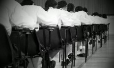 毁三观！日本出现狙击高考生现象：路上遭猥亵 受害者放弃追究