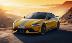 看完小米SU7 Ultra的实车：我觉得卖80万真不算贵