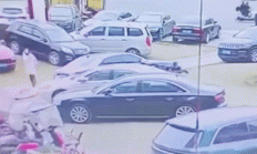 小孩放鞭炮引爆沼气涉及车辆受损金额总计28.5万元 雷克萨斯车主获免费代步车