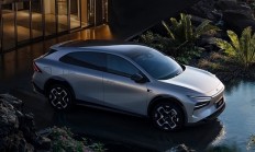 小鹏G7硬刚Model Y放，官称“或许会是今年25万级最能打的SUV”