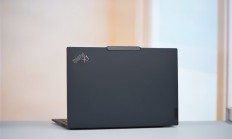 联想ThinkPad X1 Carbon Aura AI 2025评测：酷睿Ultra 200V颠覆商务本！不止能办公