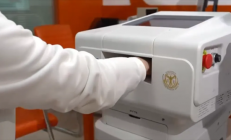 和扎手指测血糖说拜拜！我国重磅发布无创血糖检测：准确率99.4%