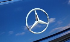 卖奔驰的也扛不住了！多名车主反馈购车的4S店被奔驰终止授权