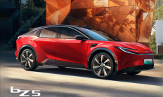 老牌合资反击！一汽丰田纯电bZ5上市：用中国智驾 12.98万起