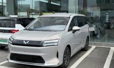 五菱版“GL8”来了！五菱星光730实车亮相：双侧滑门 插混动力