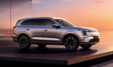 奇瑞悄悄扔大牌！捷途山海L7 PLUS上市：10.99万买中型插混SUV