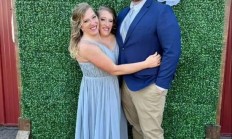 美国连体女双胞胎宣布“怀孕”引热议：两人共享一个子宫等器官