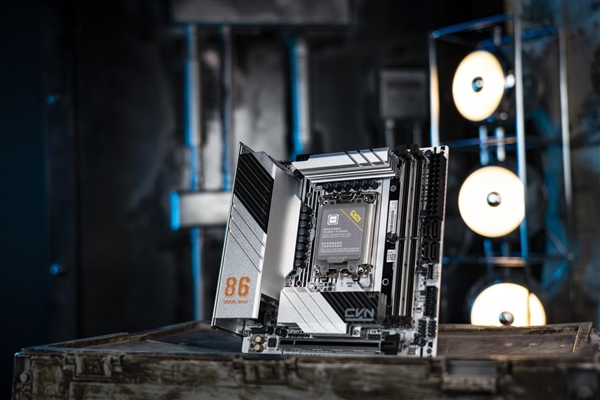 七彩虹多款B860系列主板首发亮相!高规格、高颜值