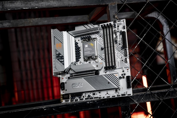 七彩虹多款B860系列主板首发亮相!高规格、高颜值