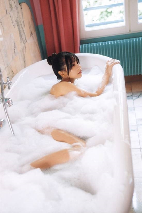 《假面骑士》最美女反派浅仓唯:改名复出拍新写真