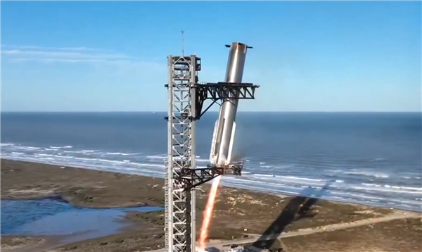 SpaceX星舰第七飞官方美图:真暴力美学
