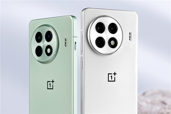 首发用户立省400元!一加Ace 5 Pro支持价保